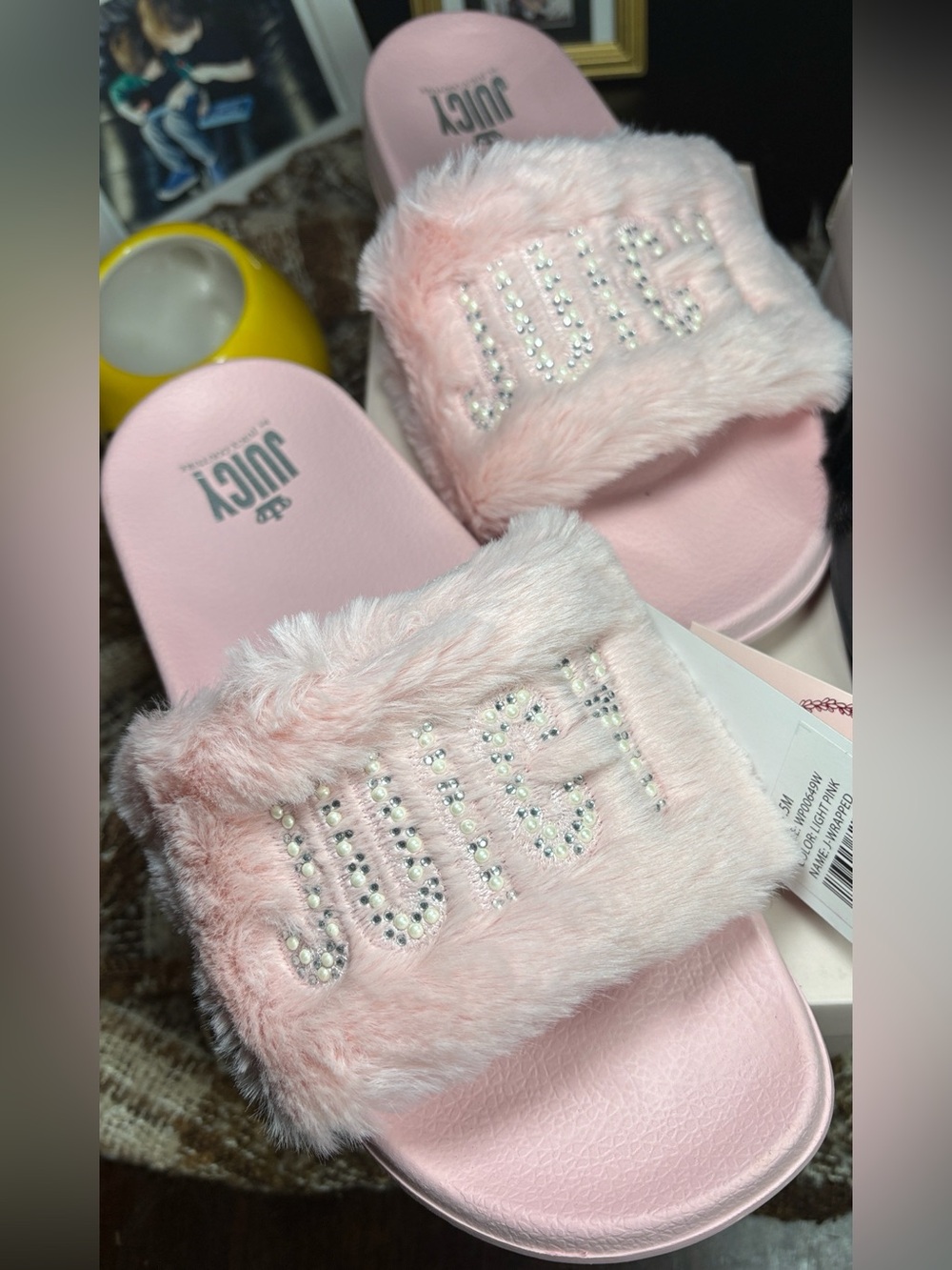 Juicy Couture Light Pink Faux Fur Juicy Silver Rhinestone Logo Slides New in Box